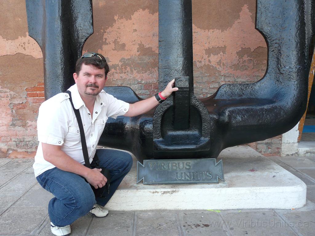 P1060706.JPG - Andrew Wilkie with AH Navy Battleship Tegetthoff - 8200 kg anchor.