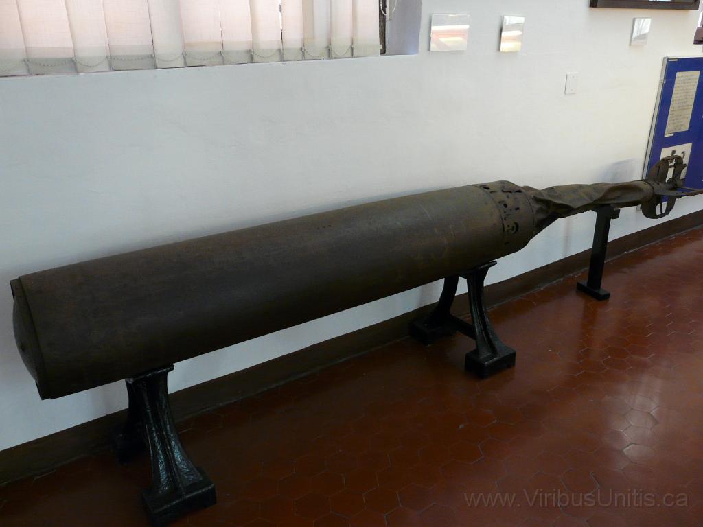 P1060815.JPG - AH Navy torpedo
