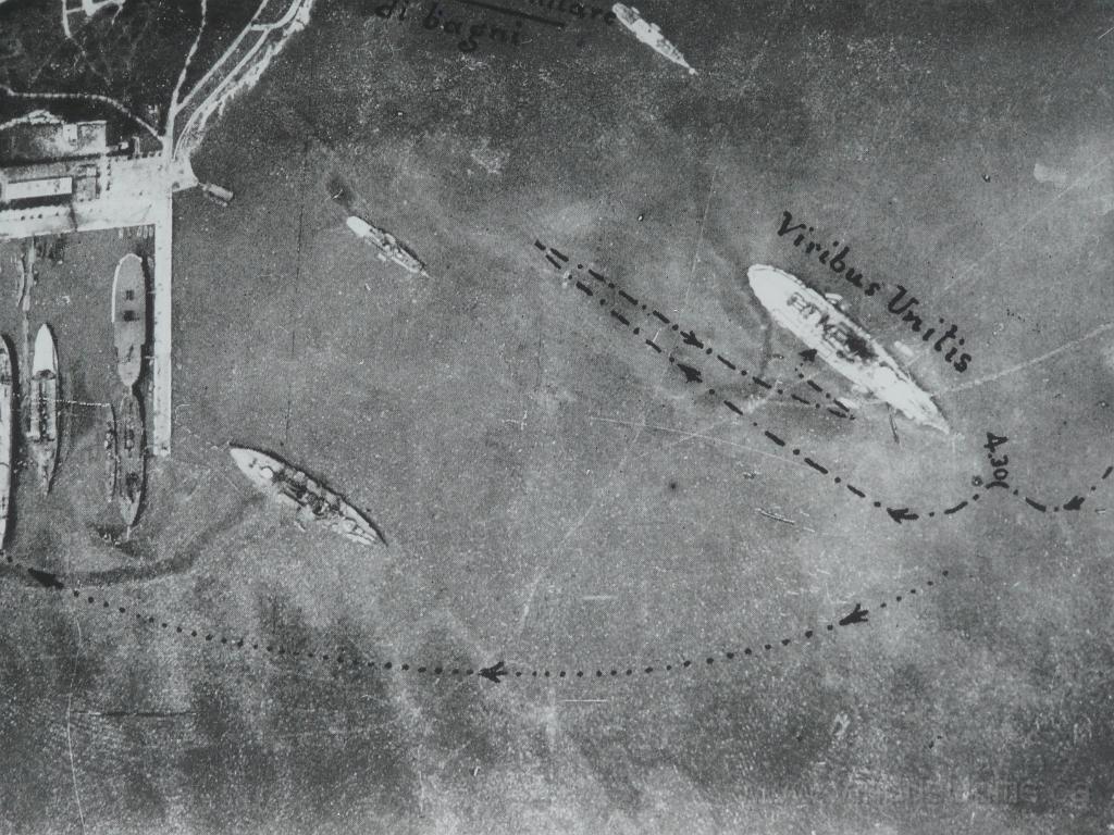 P1060821.JPG - Italian human torpedo assualt on AH Navy Battleship Viribus Unitis